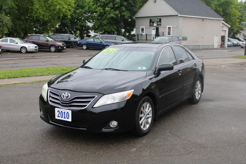 Toyota Camry  2010