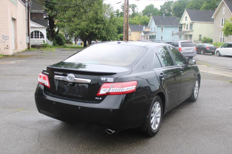 Toyota Camry  2010