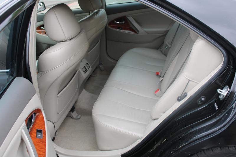 Toyota Camry  2010