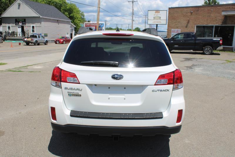 Subaru Outback 2.5i Limited 2014