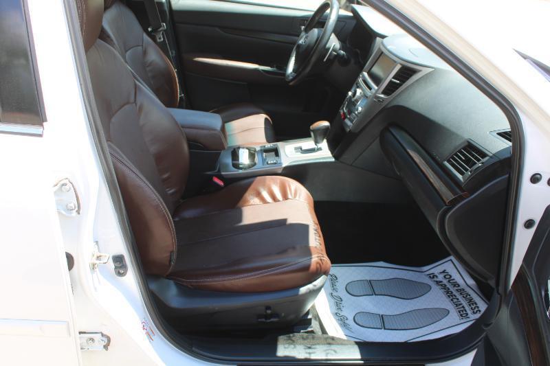Subaru Outback 2.5i Limited 2014