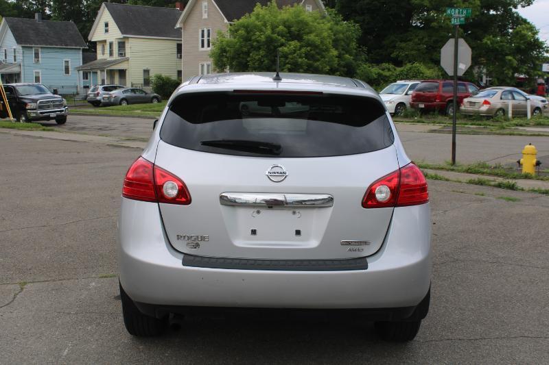 Nissan Rogue S AWD 2013