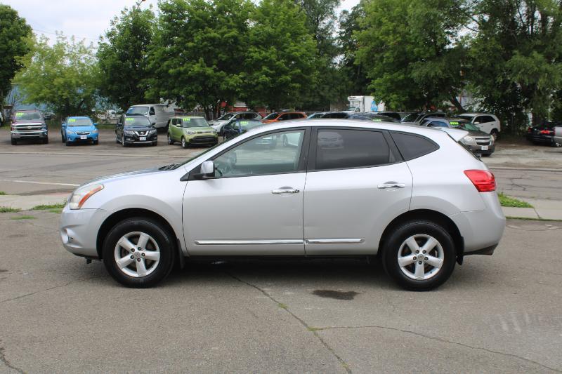 Nissan Rogue S AWD 2013