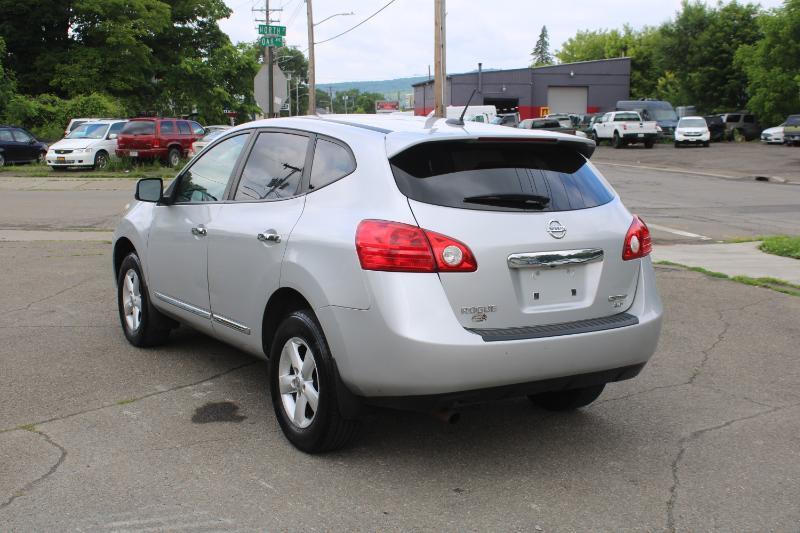Nissan Rogue S AWD 2013