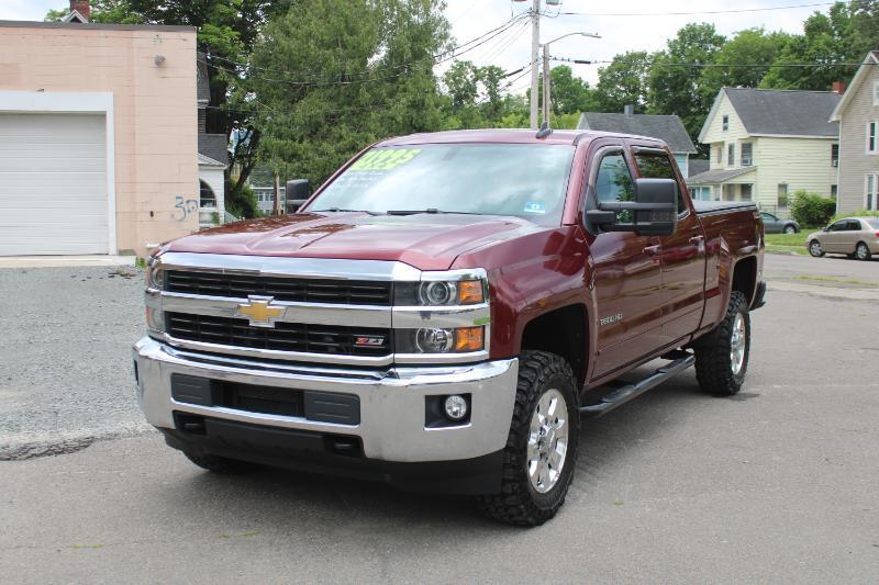 Chevrolet Silverado 2500HD LT Crew Cab 4WD 2015