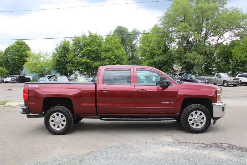 Chevrolet Silverado 2500HD LT Crew Cab 4WD 2015