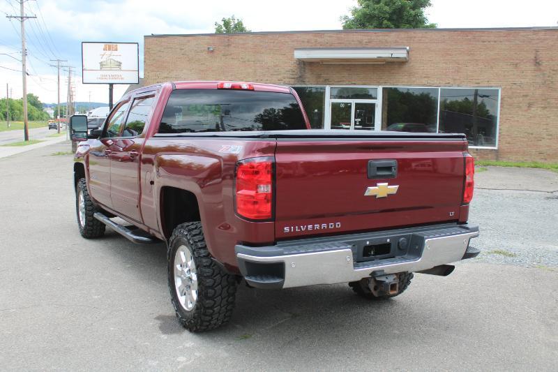 Chevrolet Silverado 2500HD LT Crew Cab 4WD 2015