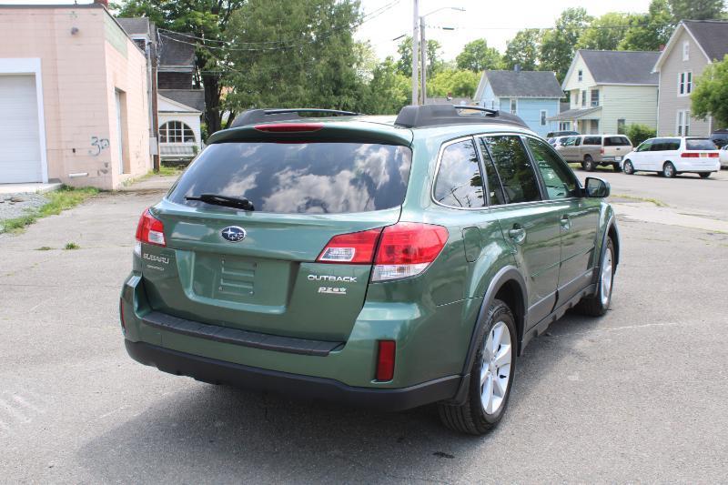 Subaru Outback 2.5i Premium 2013