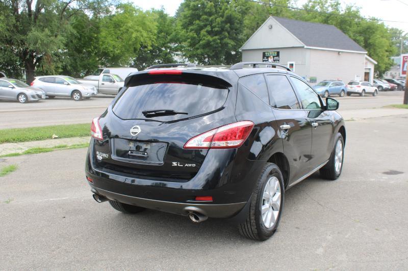 Nissan Murano SL AWD 2011