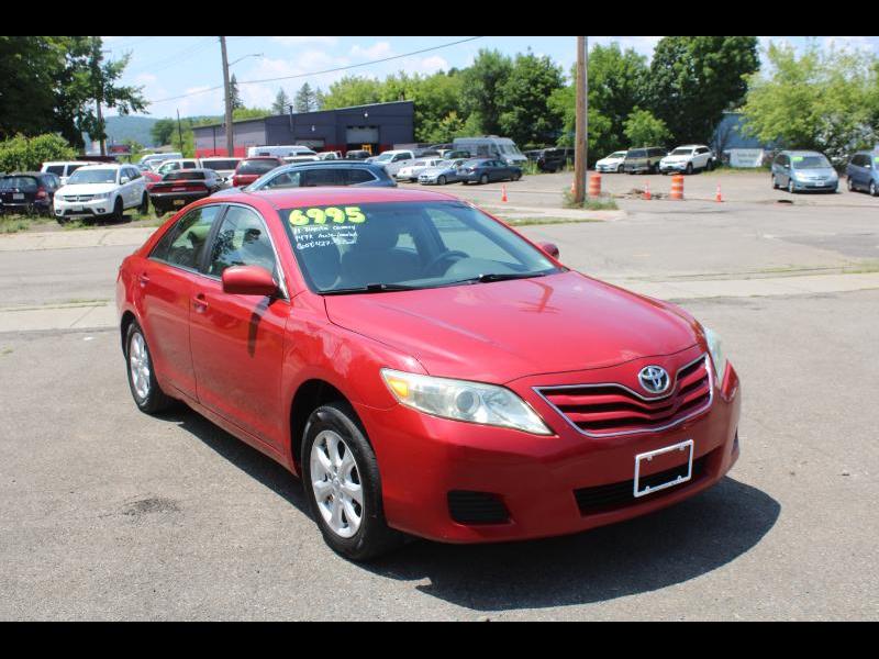 2011 Toyota Camry LE  AT