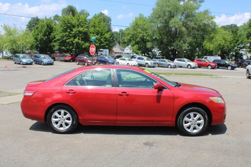 Toyota Camry  2011