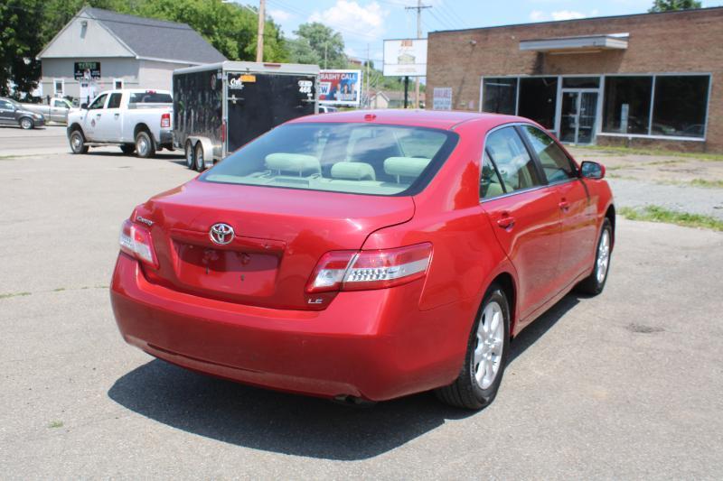 Toyota Camry  2011