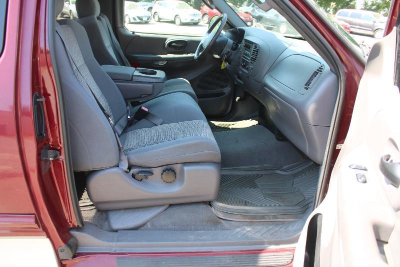 Ford F-150 XLT SuperCab 4WD 2003