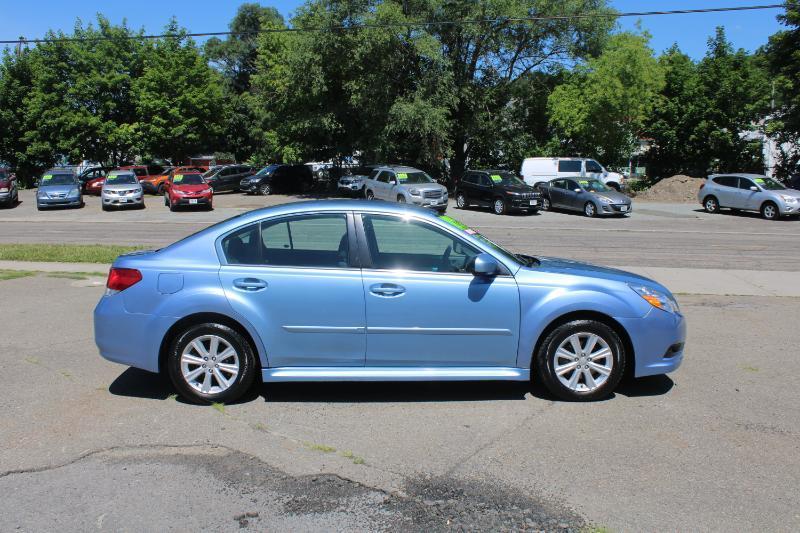 Subaru Legacy 2.5i Premium 2012