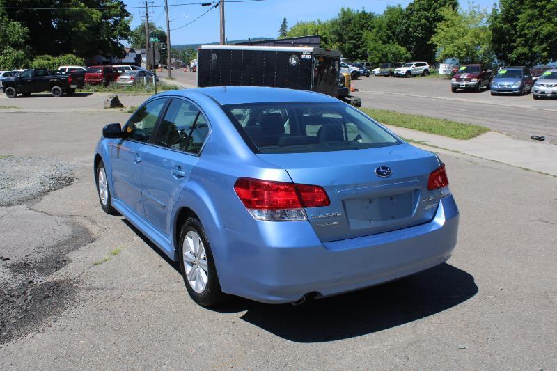 Subaru Legacy 2.5i Premium 2012