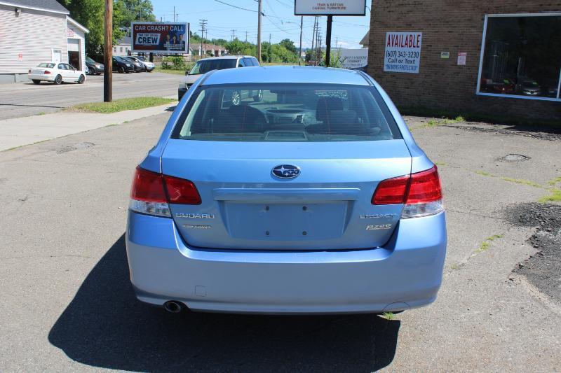Subaru Legacy 2.5i Premium 2012