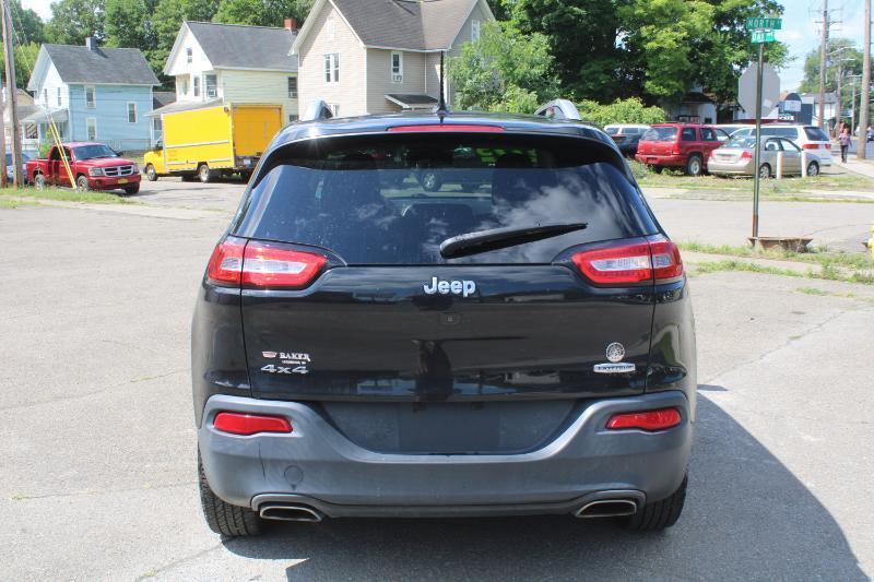 Jeep Cherokee Latitude 4WD 2015