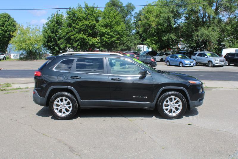 Jeep Cherokee Latitude 4WD 2015