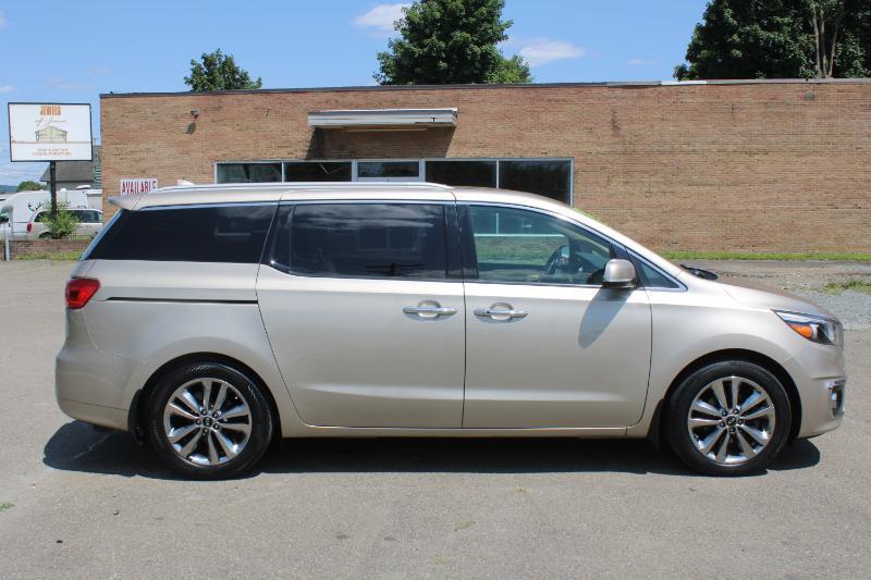Kia Sedona Limited 2015