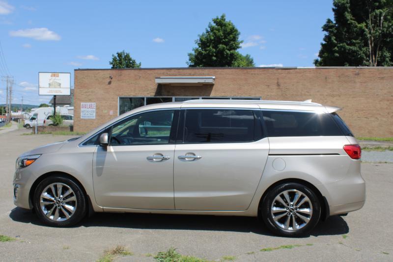 Kia Sedona Limited 2015