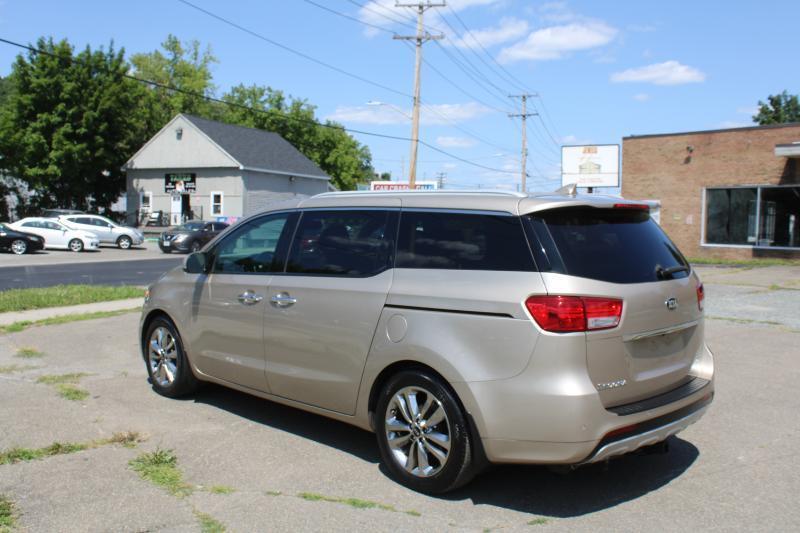 Kia Sedona Limited 2015