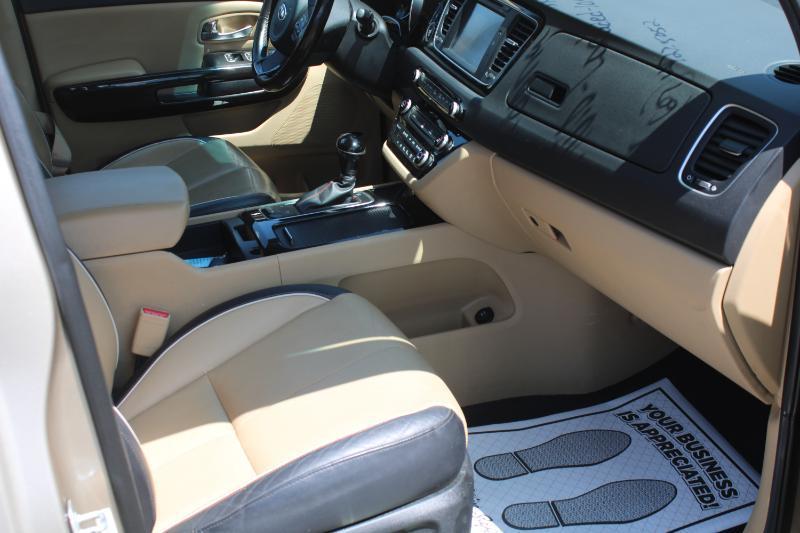 Kia Sedona Limited 2015