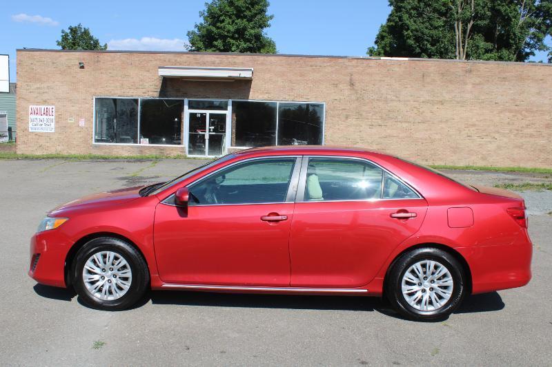 Toyota Camry LE 2012