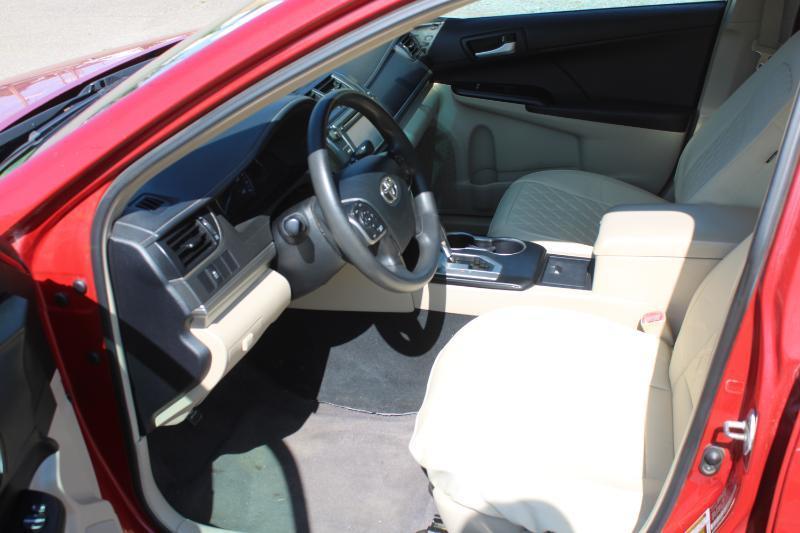 Toyota Camry LE 2012