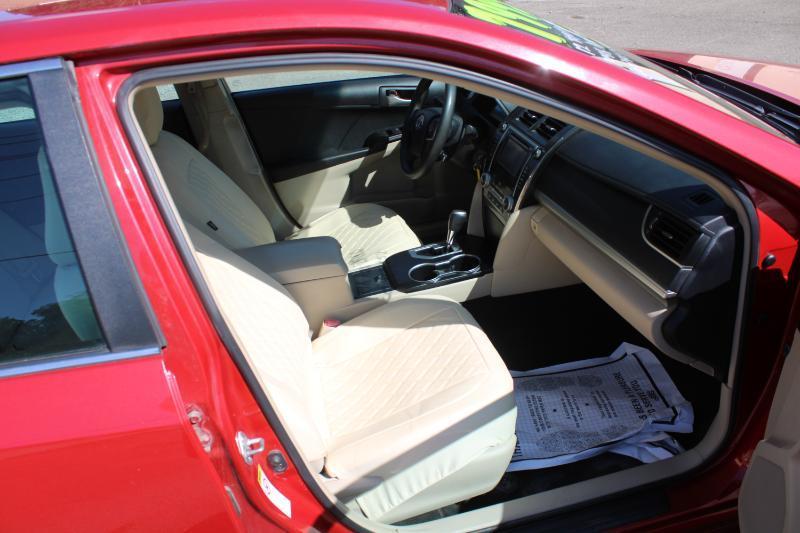 Toyota Camry LE 2012
