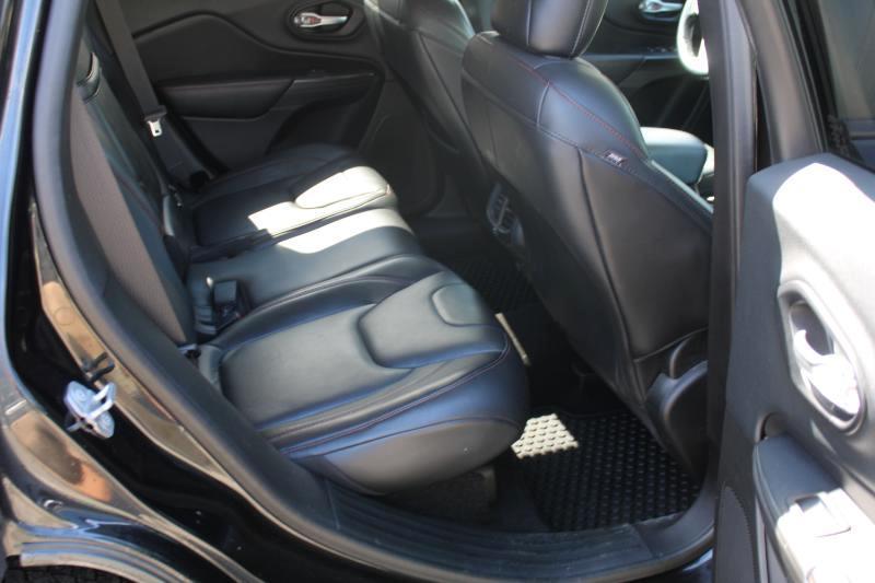 Jeep Cherokee Trailhawk 4WD 2015