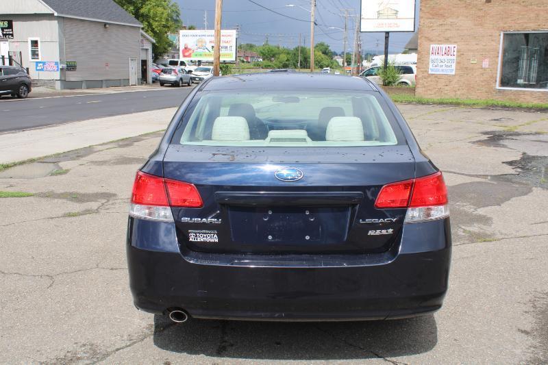 Subaru Legacy 2.5i Premium 2012
