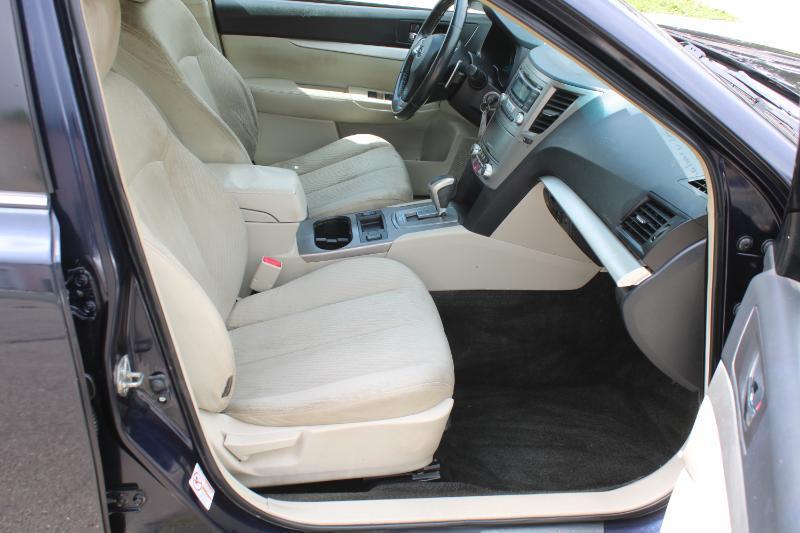 Subaru Legacy 2.5i Premium 2012