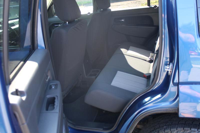Jeep Liberty Sport 4WD 2009