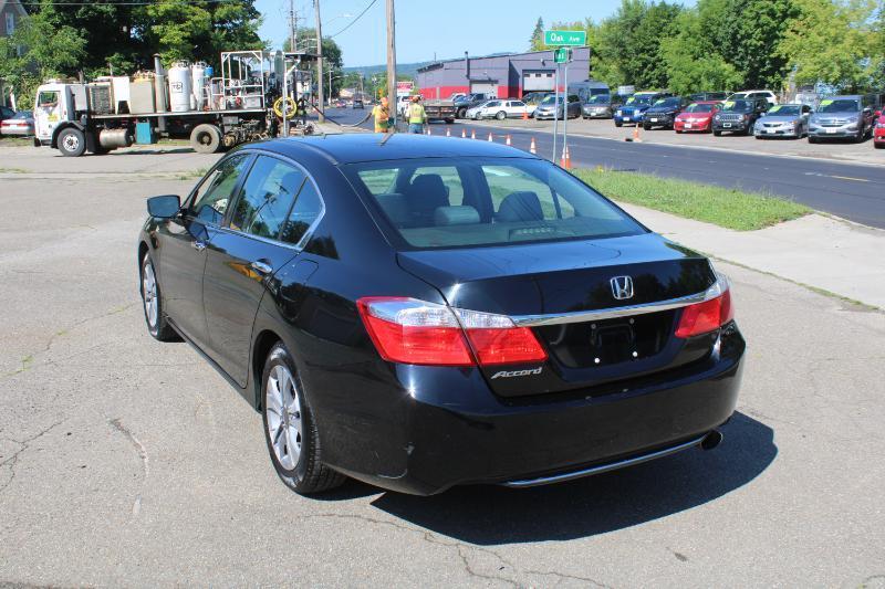 Honda Accord LX Sedan CVT 2014