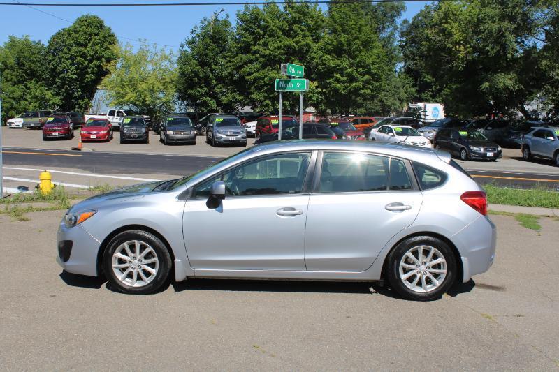 Subaru Impreza 2.0i Premium 5-Door w/All Weather Package 2013