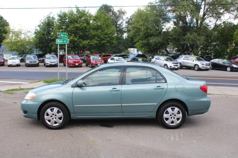 Toyota Corolla LE 2006