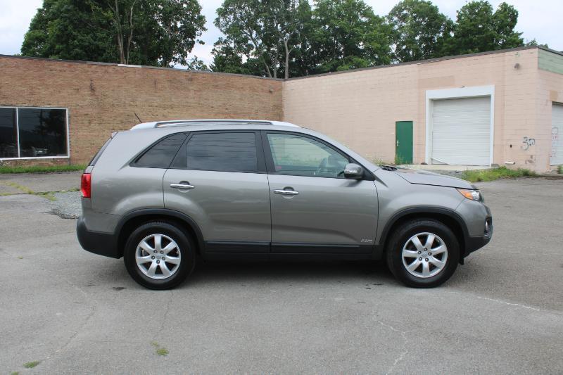 Kia Sorento LX V6 4WD 2013