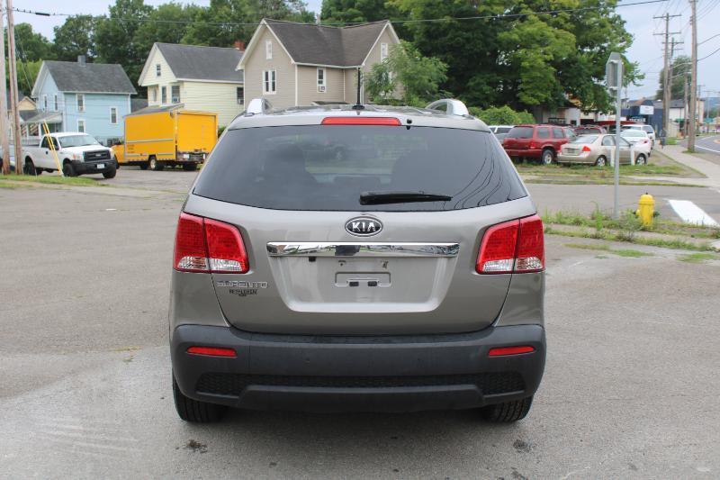 Kia Sorento LX V6 4WD 2013