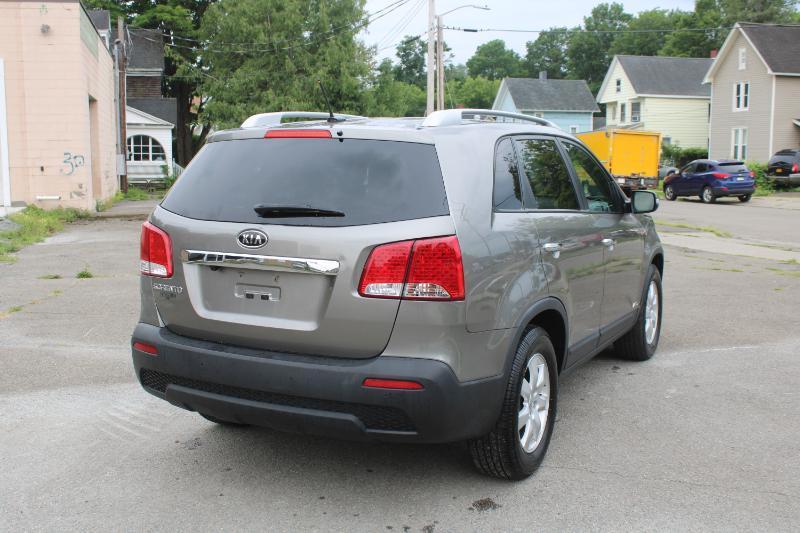 Kia Sorento LX V6 4WD 2013