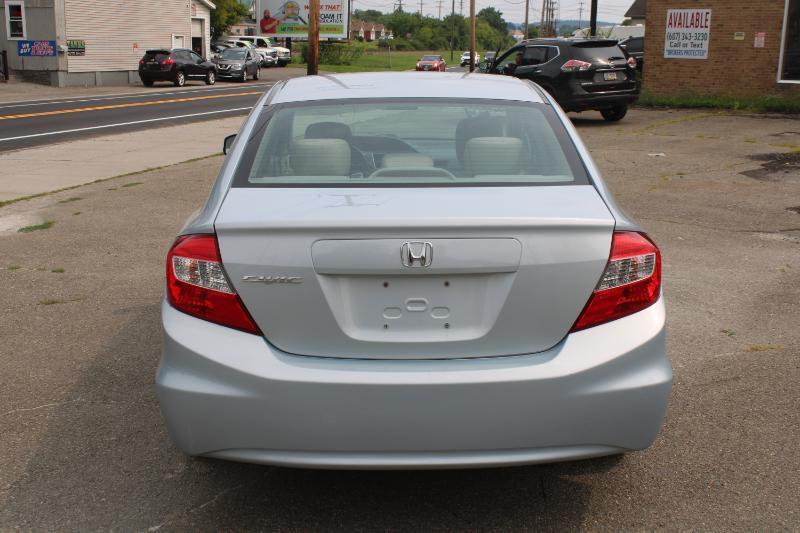 Honda Civic LX Sedan AT 2012