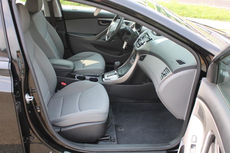 Hyundai Elantra GLS A/T 2013