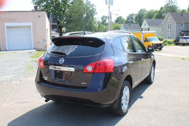 Nissan Rogue Select  2015