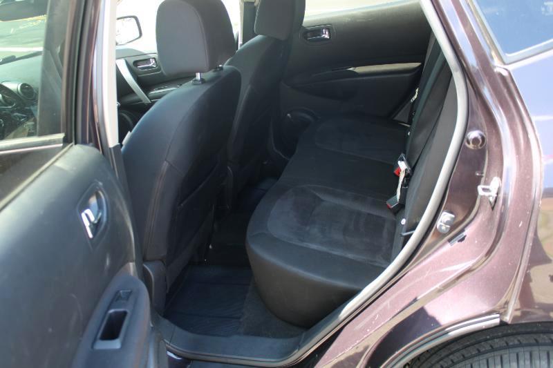 Nissan Rogue Select  2015