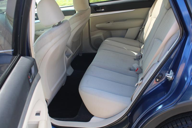 Subaru Outback 2.5i Premium 2010