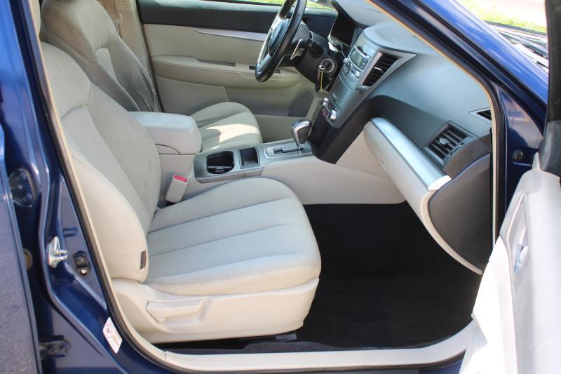 Subaru Outback 2.5i Premium 2010