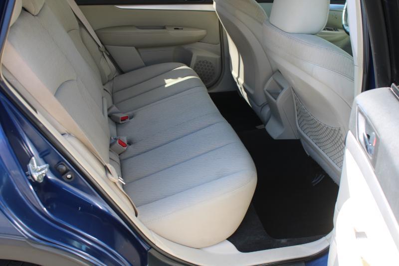 Subaru Outback 2.5i Premium 2010