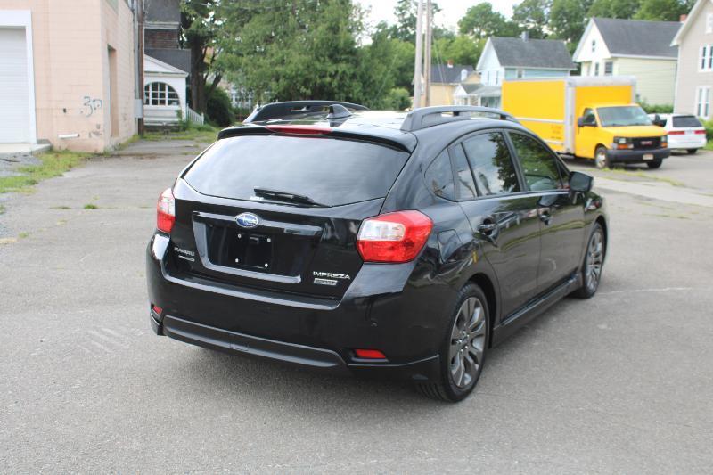 Subaru Impreza 2.0i Sport Limited PZEV 5-Door 2016