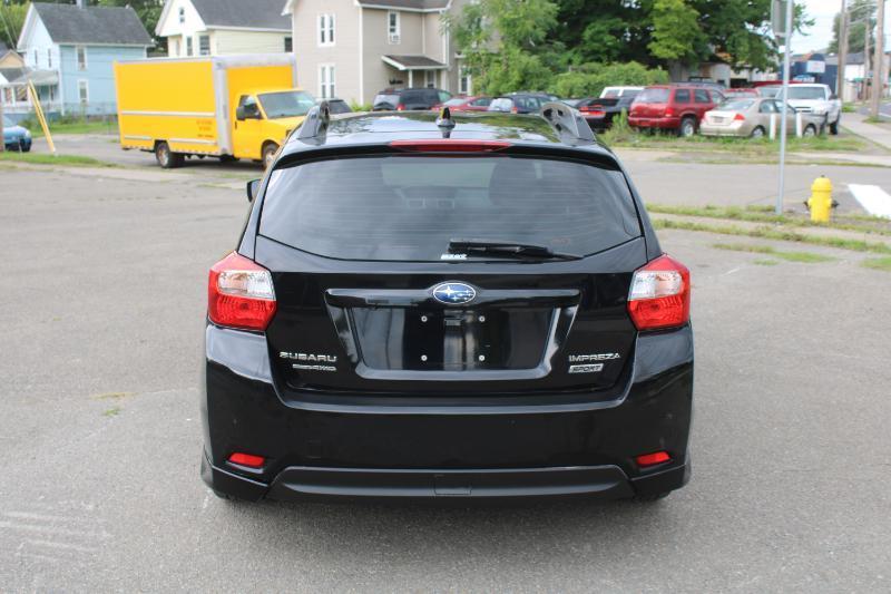 Subaru Impreza 2.0i Sport Limited PZEV 5-Door 2016