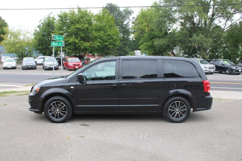 Dodge Grand Caravan SE 2014