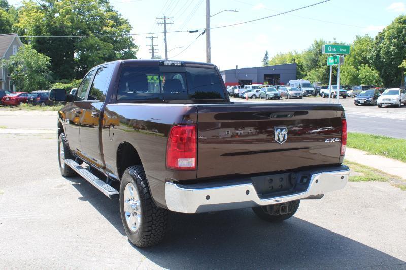 RAM 3500 SLT Crew Cab SWB 4WD 2015